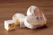 Sýr Neufchatel Fermier AOC Martin 200g Francie - Kravský, Balený